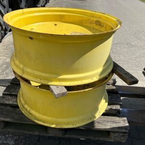 John Deere 13x34 (2016)
