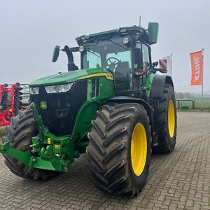 John Deere 7R310 (2025)