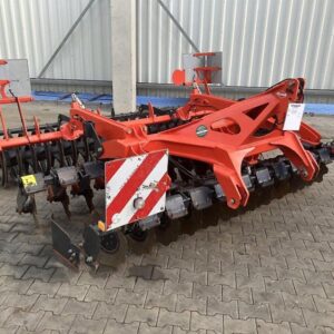 Kuhn 303 (2014)